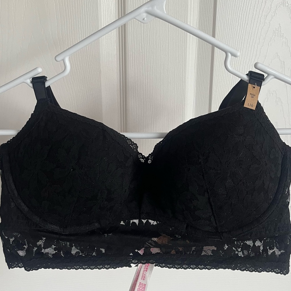 Victoria’s Secret Pink Lace Bralette